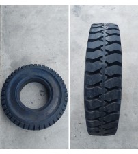 Lốp xe nâng 750-15 Solid Plus Thái Lan
